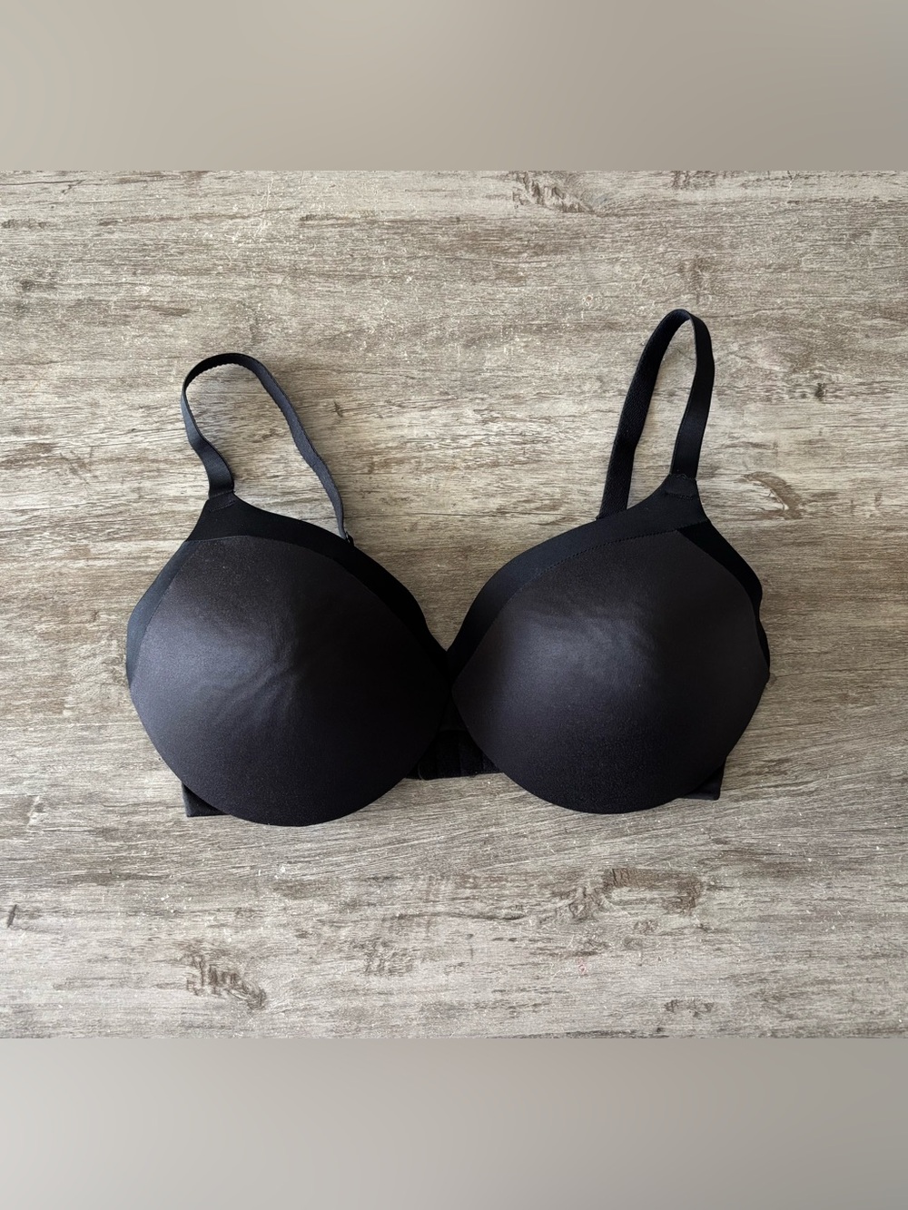 Maidenform Bra Smoothing Comfort Black Satin Full Coverage Padded Womens 38DD
